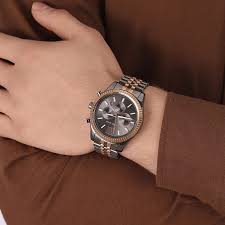 2 Michael Kors MK8561